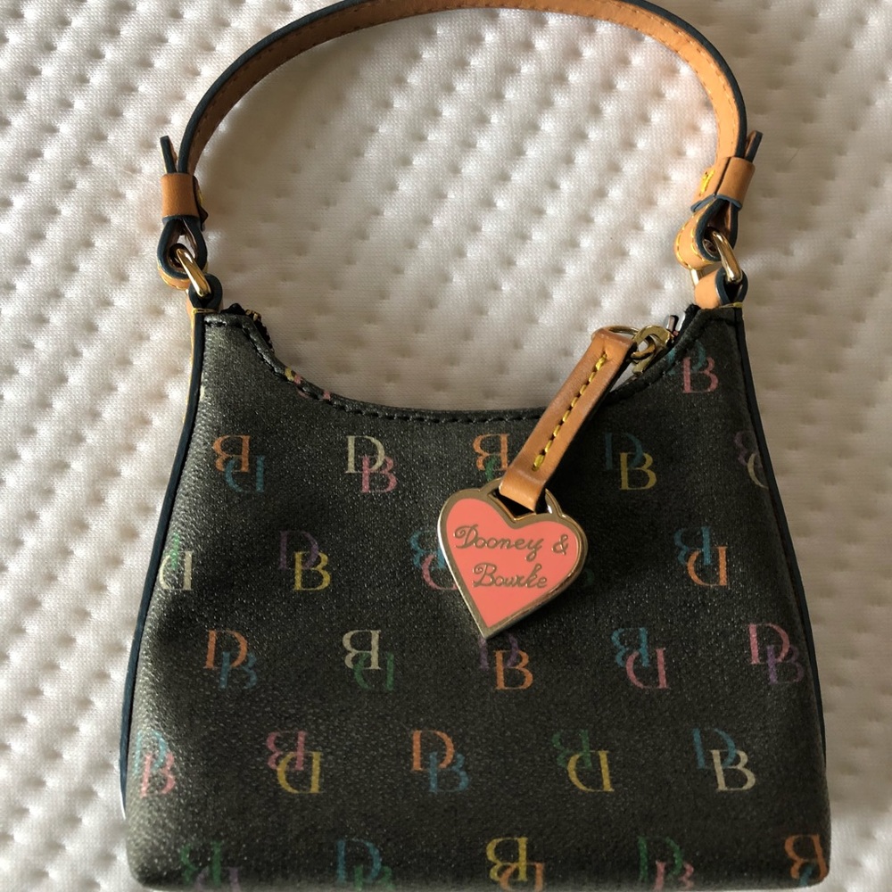 Dooney & Bourke wristlet/micro purse